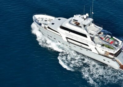 31m M/Y –  ICE