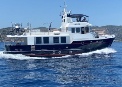 20m M/Y Vripack Stentor Searover 2000 –  Amoc