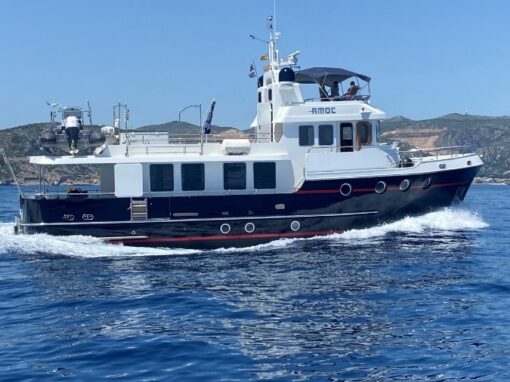 20m M/Y Vripack Stentor Searover 2000 –  Amoc