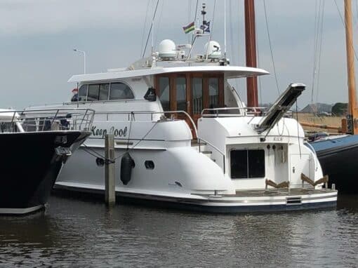 17m M/Y Van der Valk Continental 1700 – Keep Cool